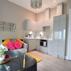 Flash Sale Centre Seafront 1 Bedroom Flat Bn1gre09 Brighton